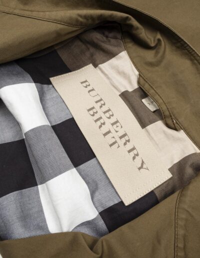 Burberry Brit rudos spalvos Harrington stiliaus lengva striukė.